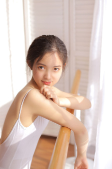宝宝才三根手指湿成这样